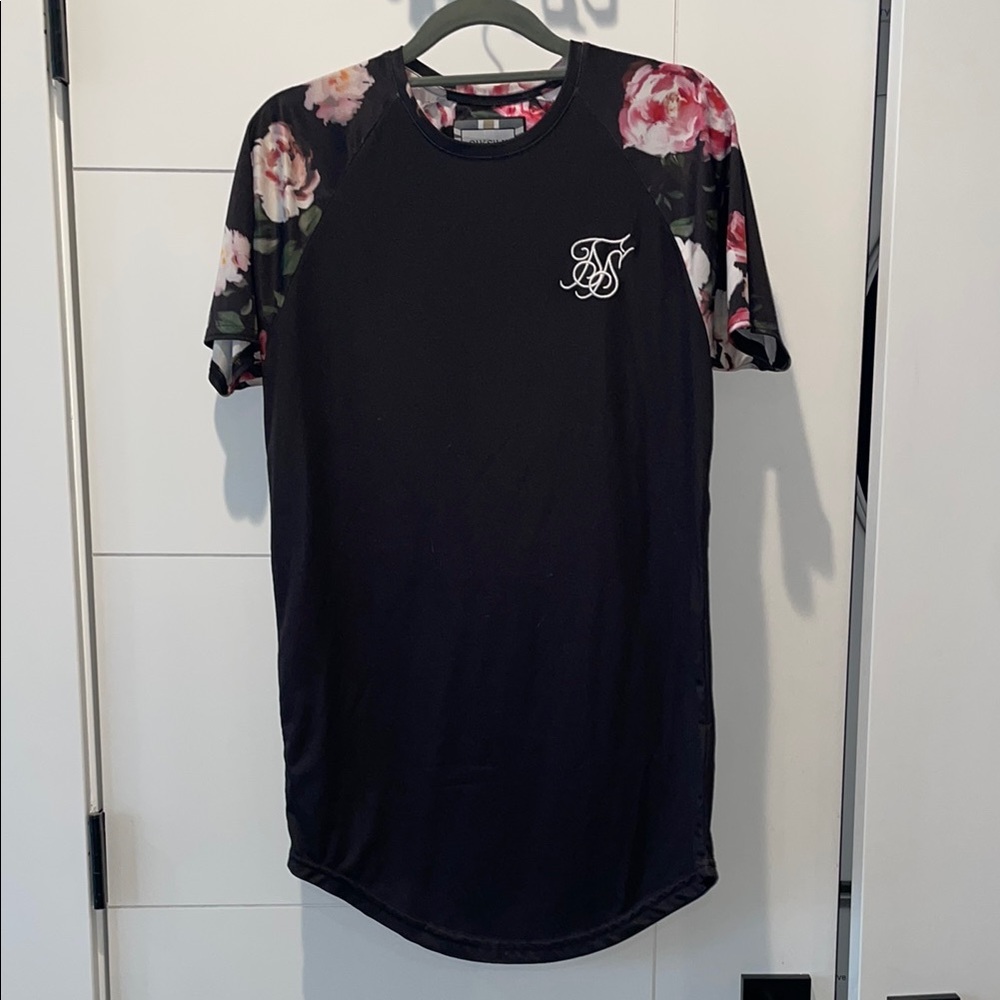 Siksilk Black Floral Sleeve T-Shirt